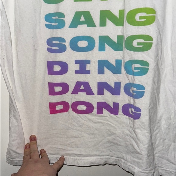 RuPaul Drag Race UK White Graphic Tee with Colorful Text UK, HUN? T-SHIRT - Picture 4 of 7